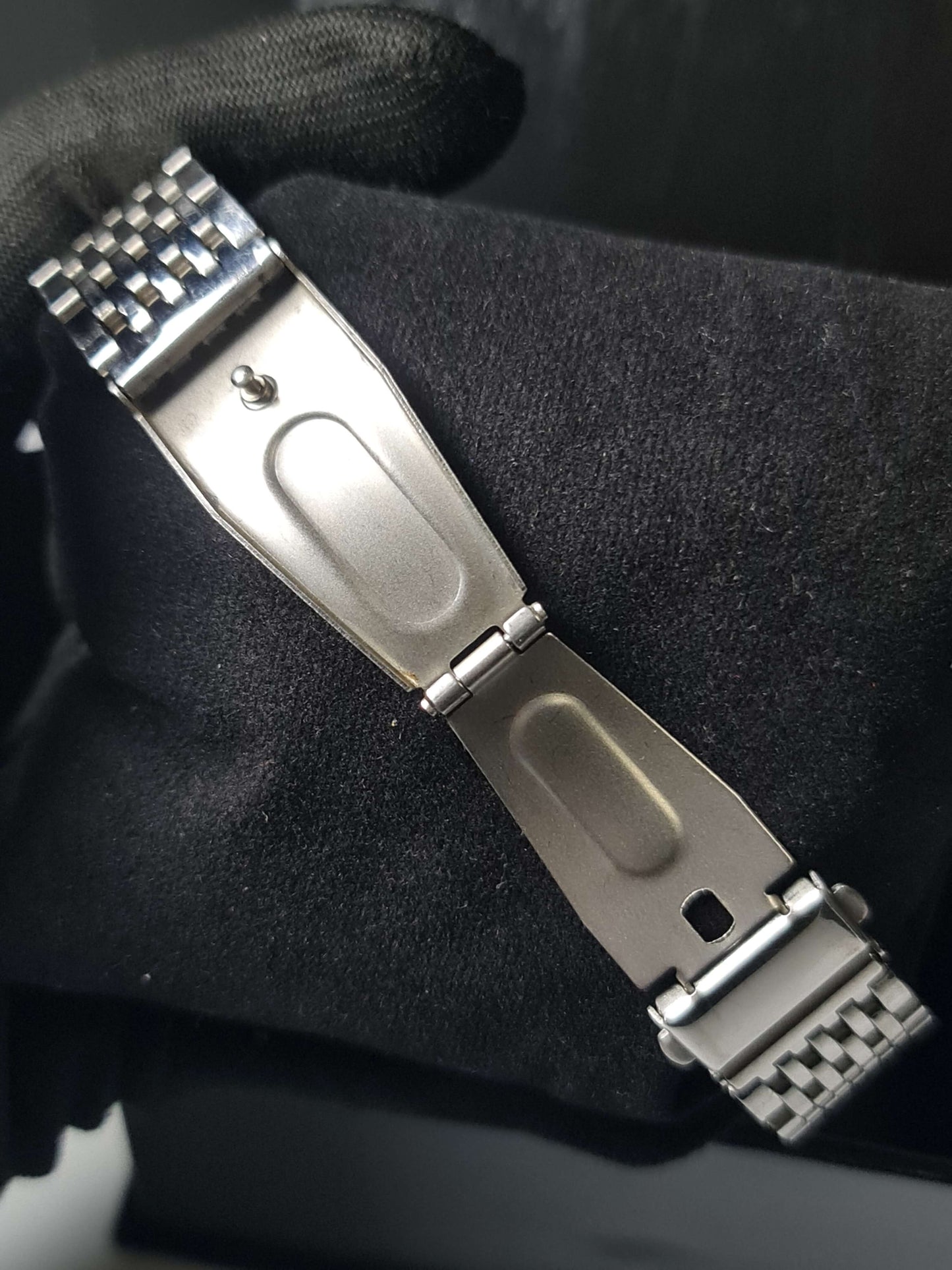 Poedagar Luxury Business Quartz Watch - Men's Dress Timepiece